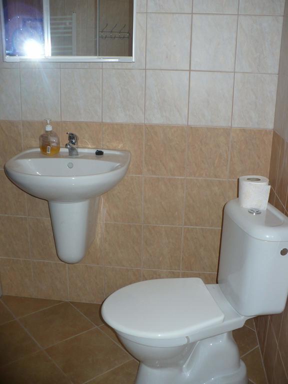 Penzion Manes Krabcice Extérieur photo